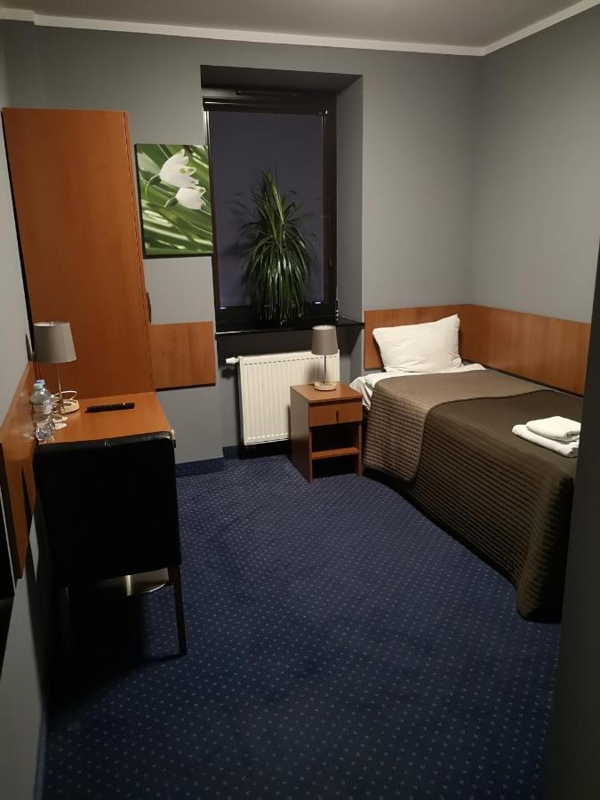 Hotel Level Rypin Exteriör bild